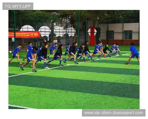 冠军球队球员携手城市公益植树，共塑绿色未来